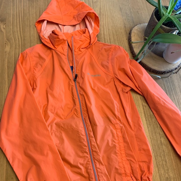 ✨peach Columbia windbreaker✨ - Picture 1 of 1